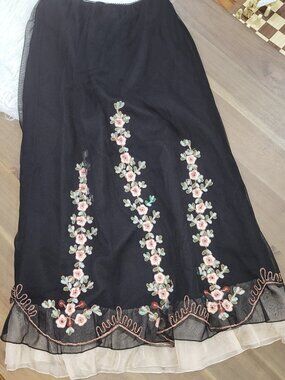 VINTAGE J Marco Black Embroidered Mesh Skirt Floral Boho Midi S Made in India